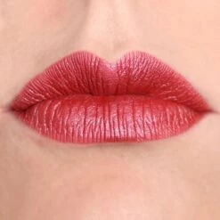 Blèzi® Lip Fix 70 Brilliant Cherry - Lipstick - Lippenstift Langhoudend - Rood Roze -Chique Cosmetica Winkel 1200x1200 124