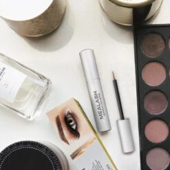 Wimperserum - MEALASH - Groeiserum -Chique Cosmetica Winkel 1200x1200 181