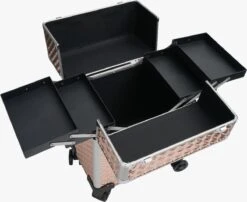 Koffer Gouden Kleur | Beautycase / Beautykoffer / Trolley Van Aluminium - 8 Wielen - Kapper Koffer - Tattoo Koffer - Nagel Koffer - Make-up Koffer -Chique Cosmetica Winkel 1200x979