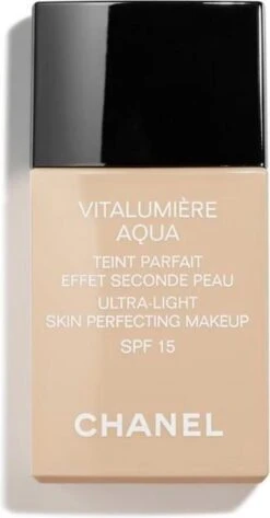 Chanel Vitalumiere Aqua Foundation - 30 Beige - SPF15 - 30 Ml -Chique Cosmetica Winkel 626x1200 1